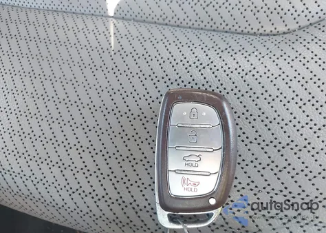 2017 Hyundai Elantra Limited z USA, uszkodzony, nr VIN KMHD84LF9HU148343